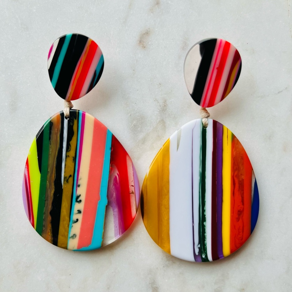 Colorful resin handmade oval drop earrings. New!